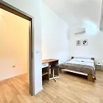 Le Mignon Apartment *