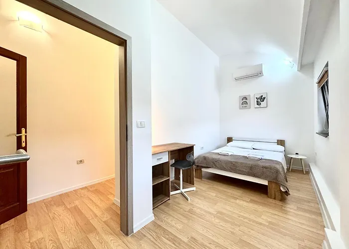 Le Mignon Apartment *